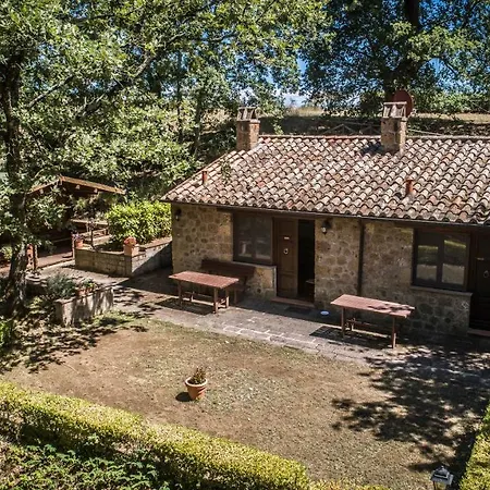 Farm stay Poggio Cava Sovana